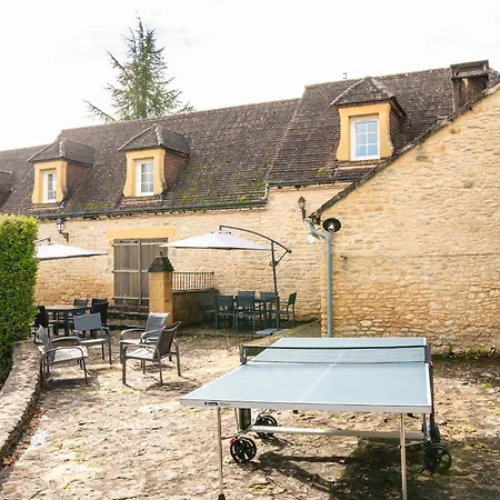 Holiday home Grande Maison Pour 16 Avec Piscine Et Tennis *