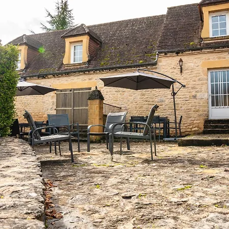 Grande Maison Pour 16 Avec Piscine Et Tennis La Chapelle-Aubareil