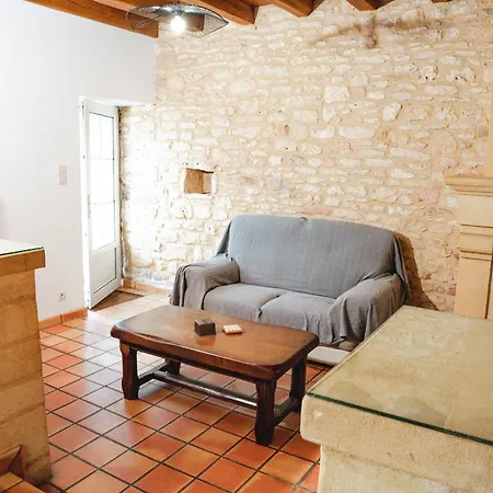Grande Maison Pour 16 Avec Piscine Et Tennis Holiday home *