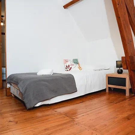 Grande Maison Pour 16 Avec Piscine Et Tennis Holiday home La Chapelle-Aubareil