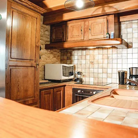 Holiday home Grande Maison Pour 16 Avec Piscine Et Tennis *
