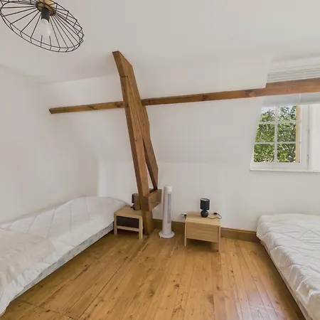 Grande Maison Pour 16 Avec Piscine Et Tennis Feriehus La Chapelle-Aubareil
