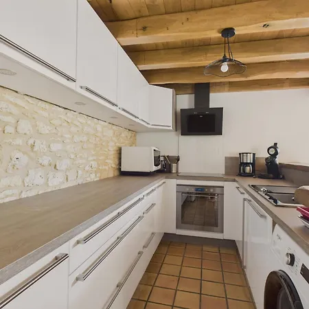 Feriehus Grande Maison Pour 16 Avec Piscine Et Tennis